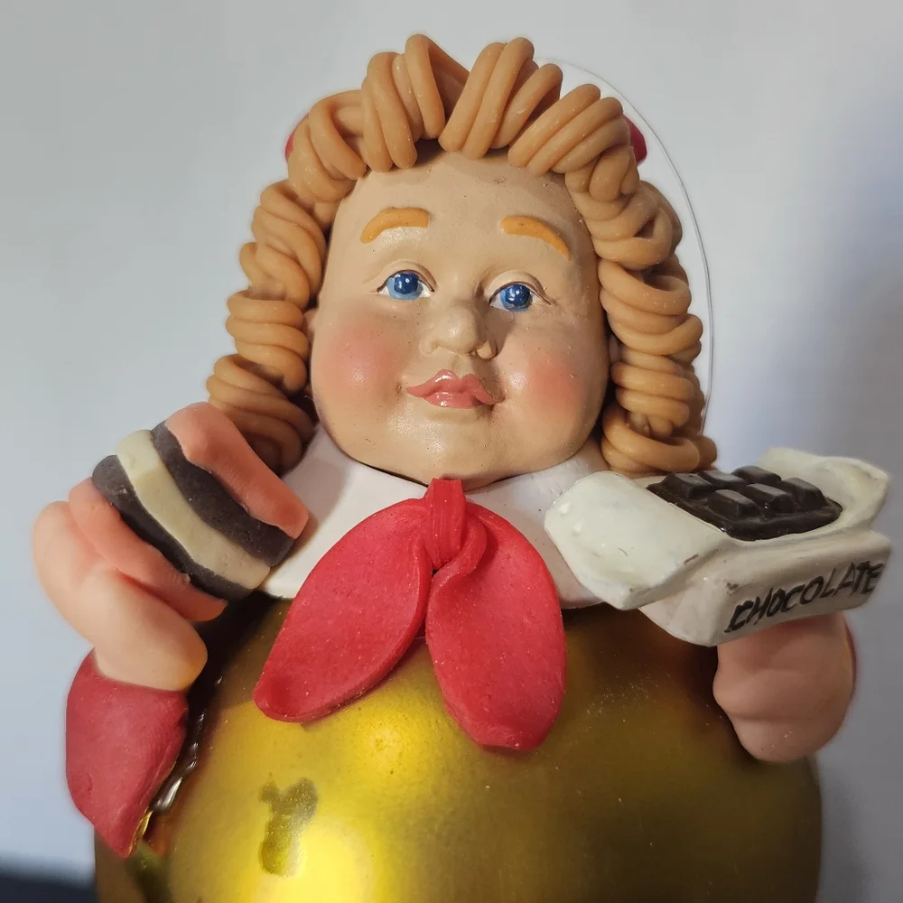 Dept 56 Noel Chocoholic Girl Ball Ornament L👀K Chocolate